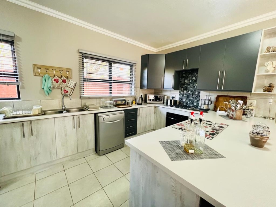 2 Bedroom Property for Sale in Fichardt Park Free State
